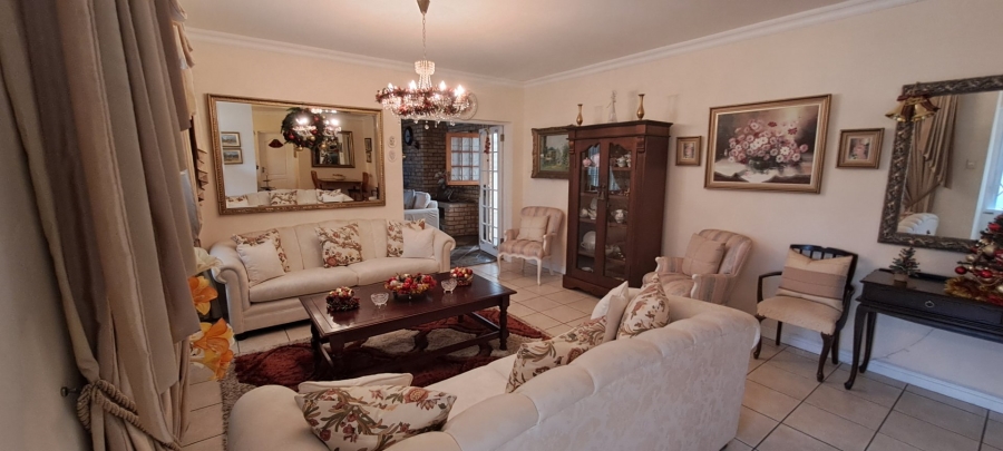  Bedroom Property for Sale in Windsor Park Eastern Cape